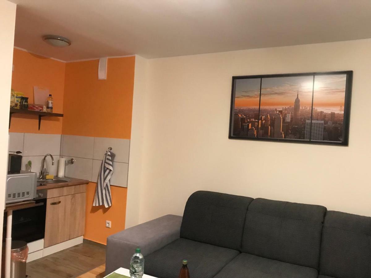 City Appartment Near Dusseldorf Mainstation! Экстерьер фото